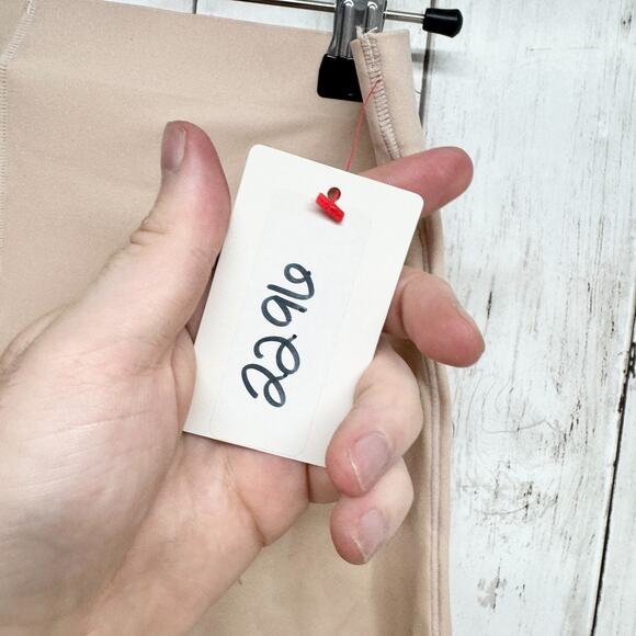 Skinny Girl Smoothers & Shapers Women Size XL Tan Seamless Shapewear Briefs - Picture 7 of 7